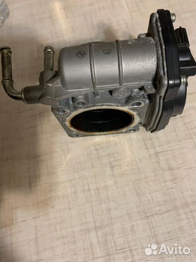 Дроссельная заслонка