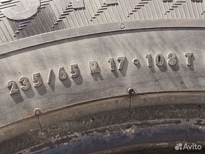 Gislaved NordFrost 100 235/65 R17 T