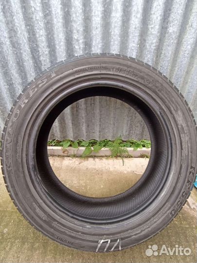 Kinforest KF550-UHP 215/55 R17 94