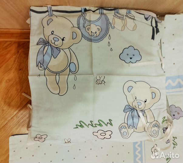 Комплект в кроватку, б/у, как новый