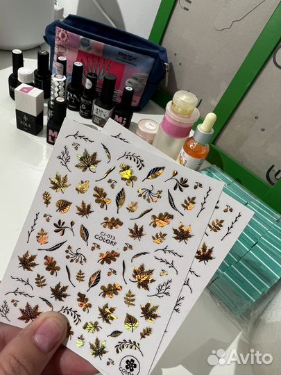 Наклейки, гель лак, рамки, масло, кисти