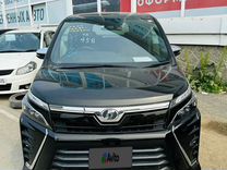 Toyota Voxy 2.0 CVT, 2018, 80 000 км, с пробегом, цена 2 900 000 руб.