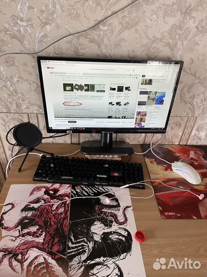 Игровой системный блок с монитором