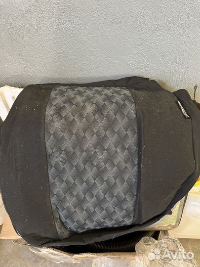 Чехлы на автомобильные сидения