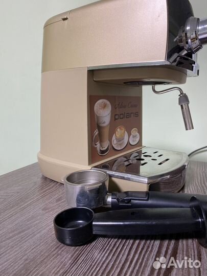 Продам кофемашину Polaris