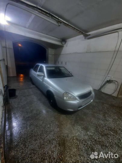 LADA Priora 1.6 МТ, 2008, битый, 180 000 км