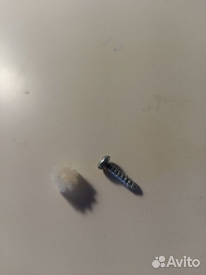 Мини швейная машинка