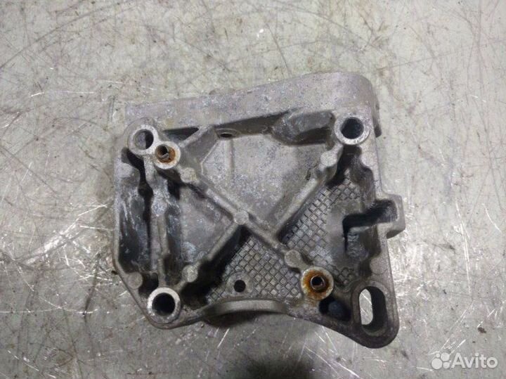 Кронштейн генератора Citroen C4 1 2007-2013