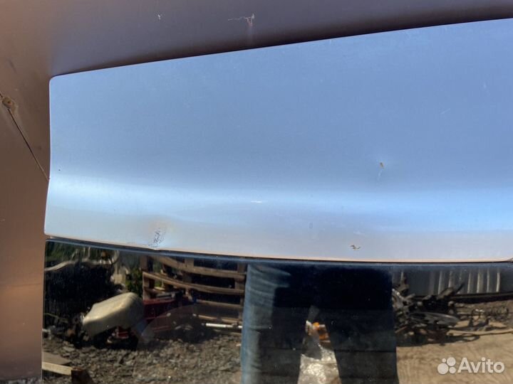 Крышка багажника Mitsubishi Colt