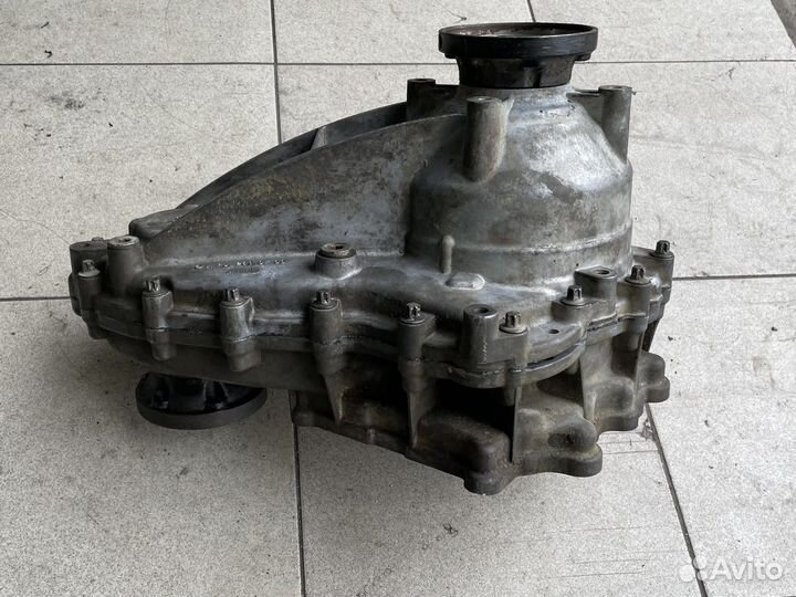 Раздаточная коробка (раздатка) Mercedes W164 W166