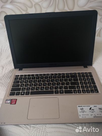 Ноутбук asus