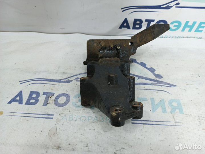 Кронштейн двигателя Chevrolet Cruze F16D3 2012