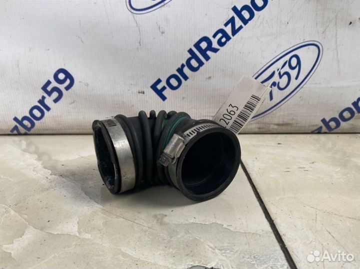 Патрубок воздушного фильтра (гофра) Suzuki Swift