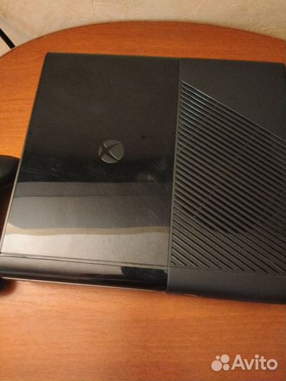 Xbox 360E/ 500Gb/ 2 Геймпада Оригинал/ Игры