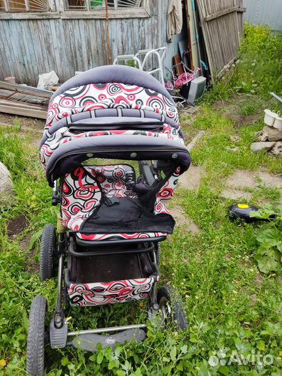 Коляска детская сидячая