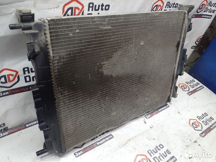 Renault Megane 2 радиатор охлаждения двс