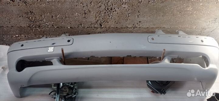 Бампер передний AMG w210 оригинал