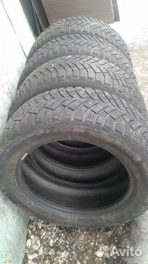 Michelin X-Ice North 4 205/55 R16