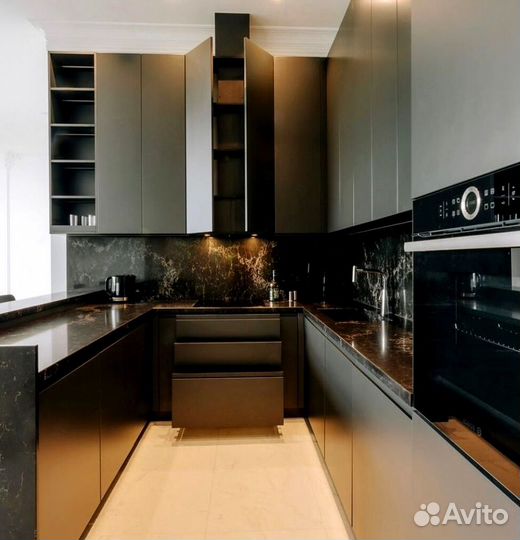 Кухонный гарнитур 