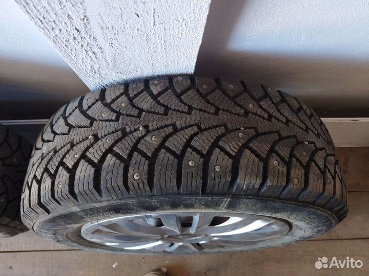 Комплект зимних колес
