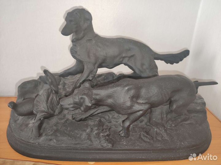 Статуэтка чугун собаки