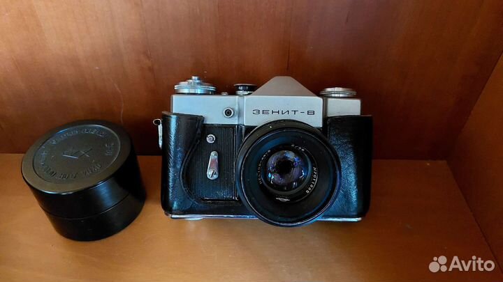 Пленочный фотоаппарат зенит