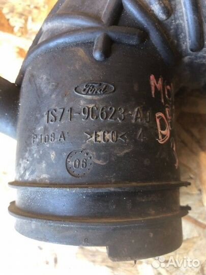 Патрубок воздушного фильтра Ford Mondeo 3