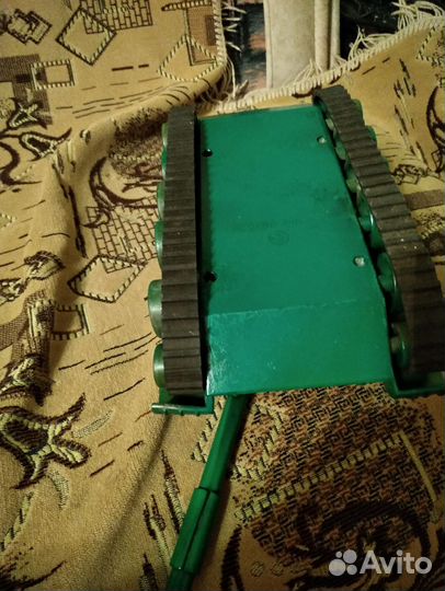 Игрушка танк СССР большой