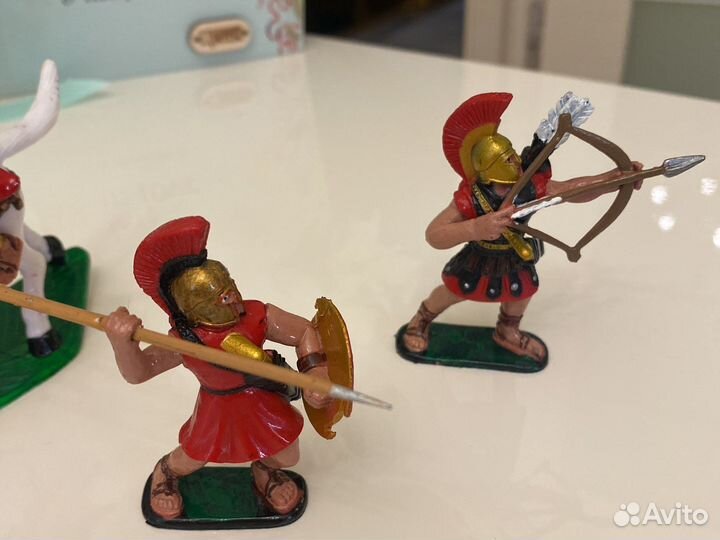 Нпбор пластмассовых солдатиков, «греки» крашеные