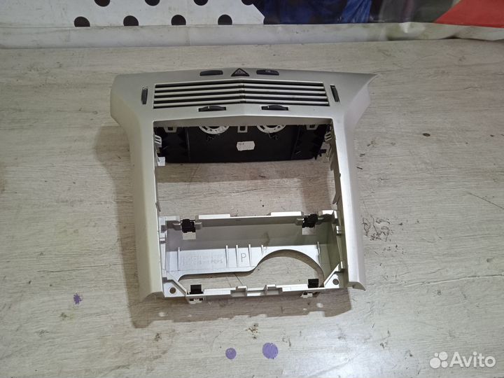 Дефлектор панели в сборе Опель Астра H Opel astra