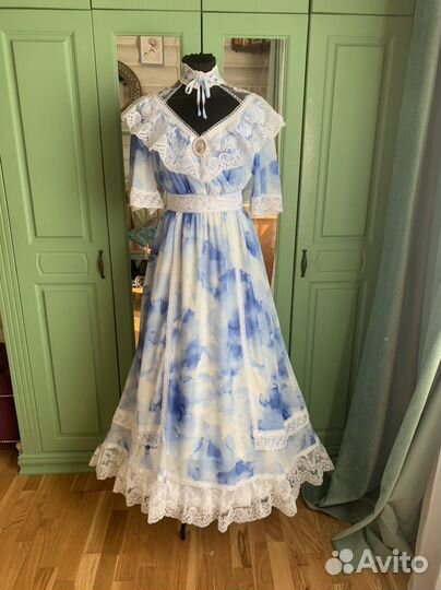 Платье в винтажном стиле