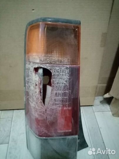 Фара задняя Mazda Bongo Friendee sglr WLT