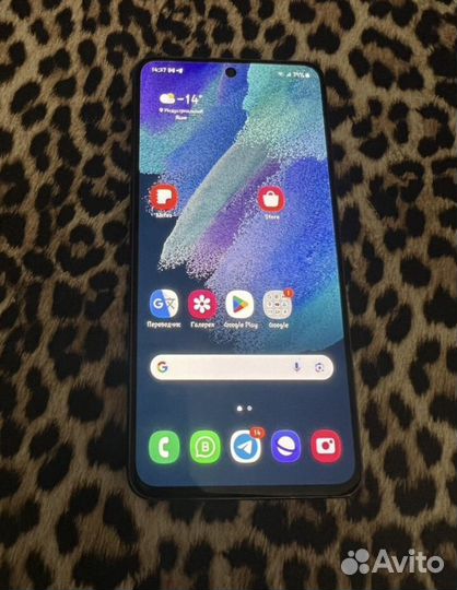 Samsung Galaxy S21 FE, 8/256 ГБ