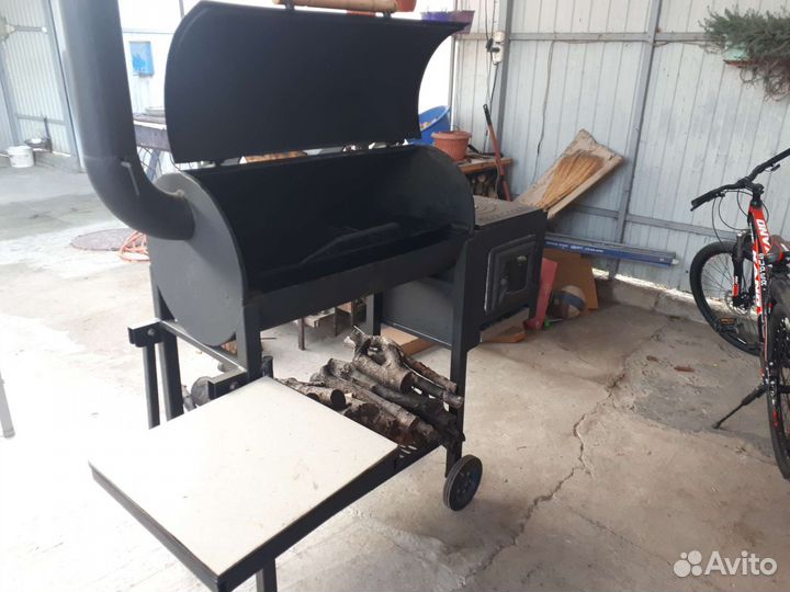 Мангал коптильня смокер