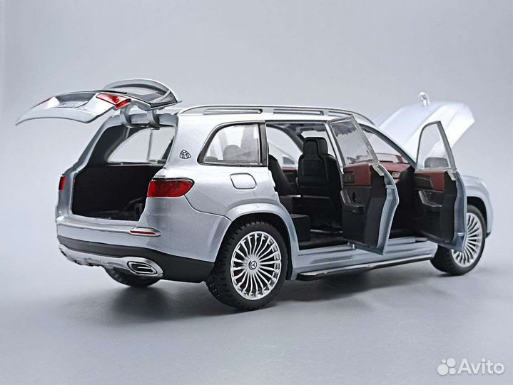 Коллекционная модель мет. Mercedes-Maybach GLS 600