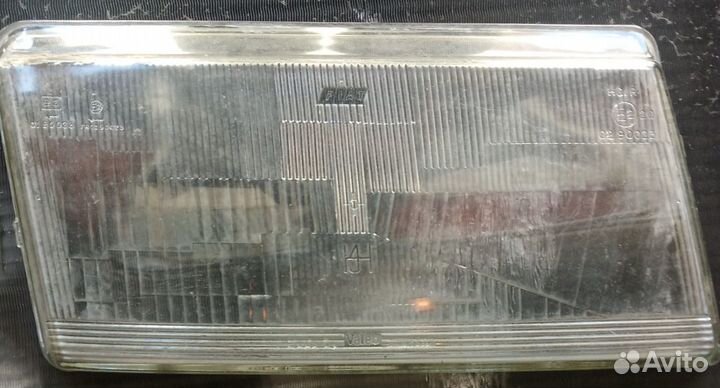 Стекло на фару Fiat