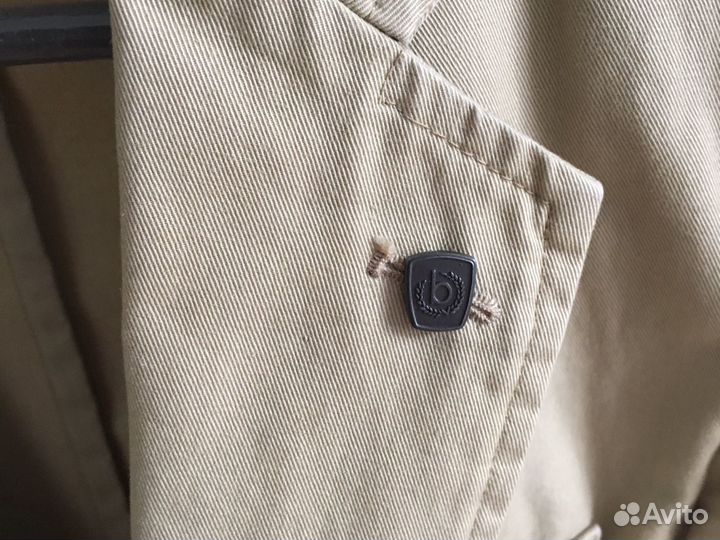 Bugatti значок