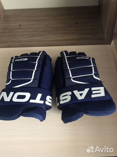 Краги хоккейные