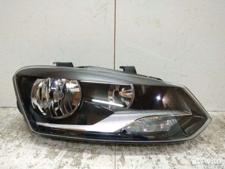 Фара правая на volkswagen polo