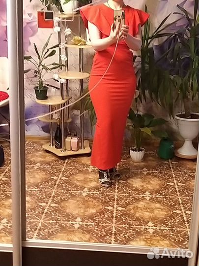 Платье вечернее 44 46