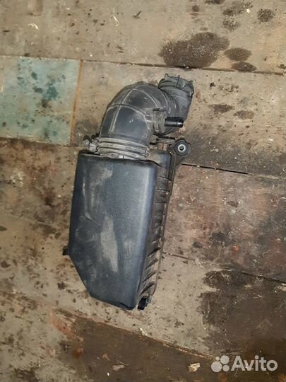 Корпус воздушного фильтра Hyundai Solaris 1 ориг