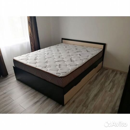 Кровать 140х200 с ящиками