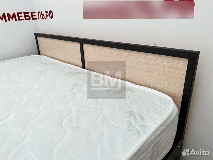 Кровать полуторка с матрасом в комплекте