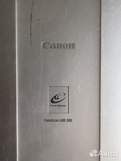 Сканер Canon CanoScan LiDE 200