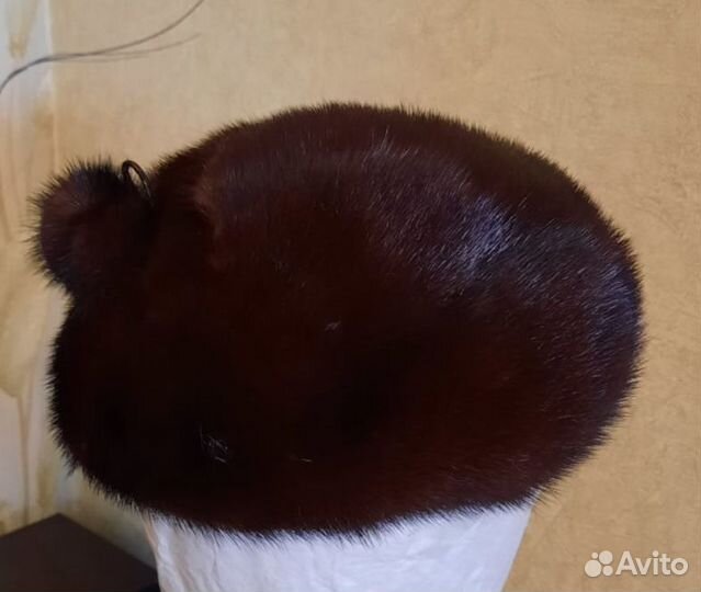 Женский берет зимний норковый