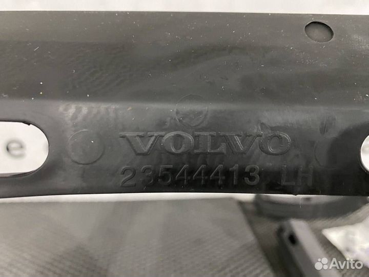 Уплотнительная резинка Volvo FH5 23544413