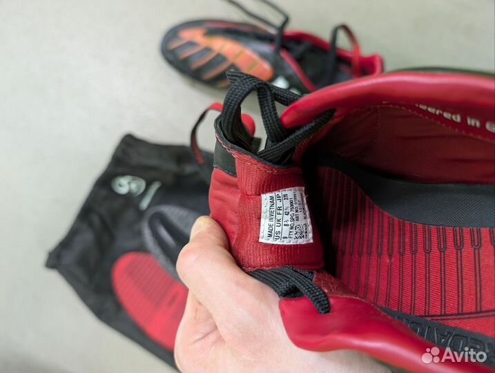 Футбольные бутсы р 41