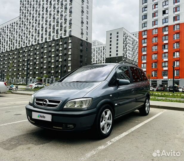 Opel Zafira 1.8 МТ, 2004, 250 000 км