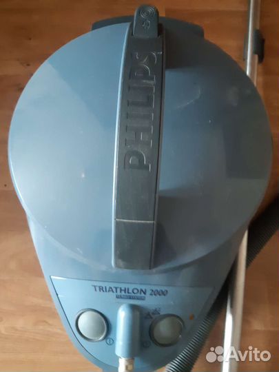 Моющий пылесос Philips triathlon 2000