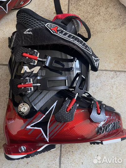 Горнолыжные ботинки Atomic 90M